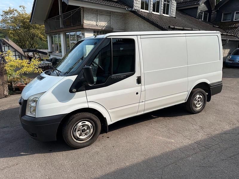 Weiß Gebraucht 2012 Ford Transit Tourneo Van / Kleinbus | 6.800 € (Superpreis) - Bild 1/4