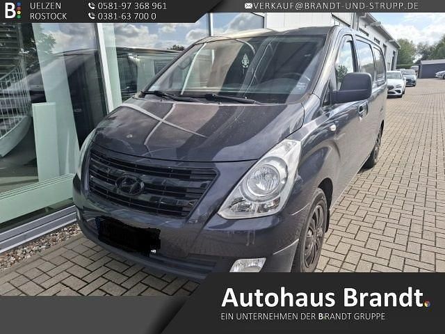 Schwarz Gebraucht 2017 Hyundai H-1 Van / Kleinbus | 14.990 € - Bild 1/4