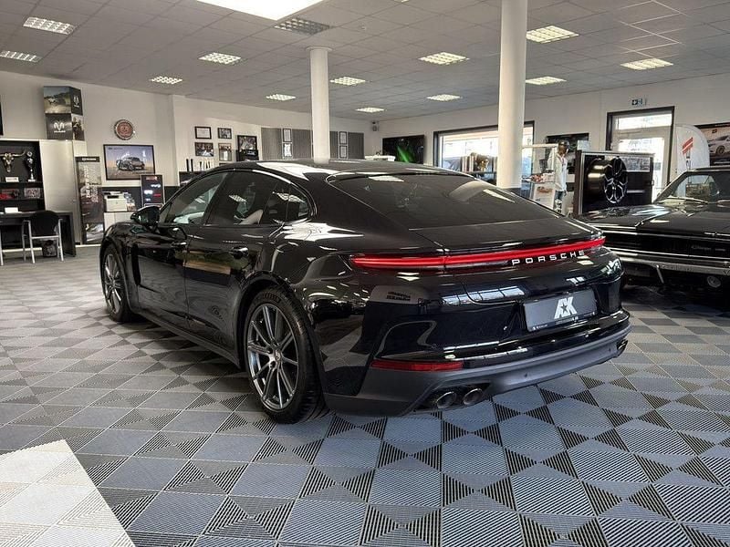 Gebraucht Porsche Panamera 4 470 PS (345 kW) 2025 Schwarz Limousine
