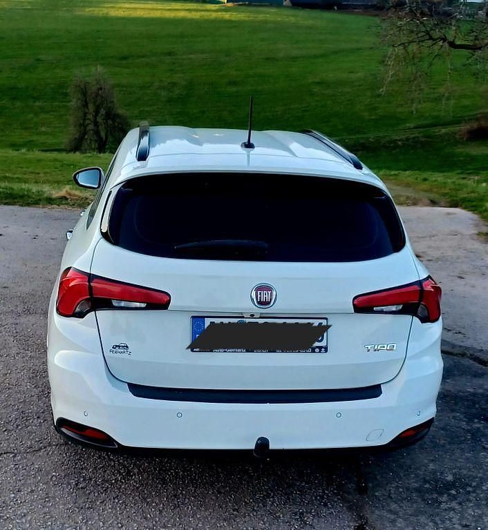 Gebraucht Fiat Tipo Lounge 120 PS (88 kW) 2017 Weiß Limousine