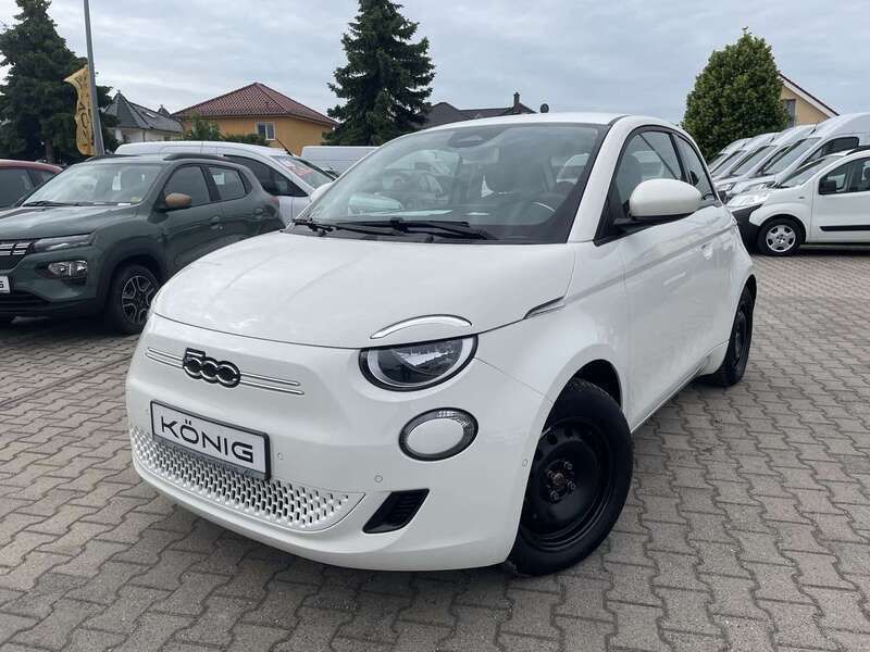 Weiß Gebraucht 2023 Fiat 500e Kleinwagen | 24.998 € (Teuer) - Bild 1/4
