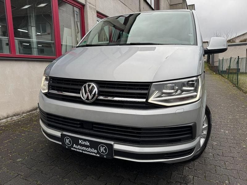 Silber Gebraucht 2017 VW Transporter Van | 28.900 € - Bild 1/4