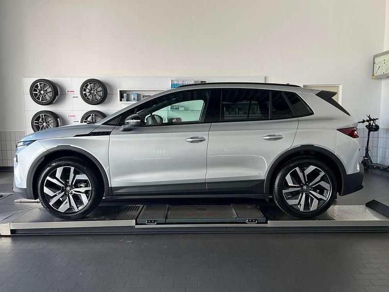 Gebraucht Skoda Elroq SportLine 150 kW (204 PS) 2025 Brilliantsilber metallic SUV