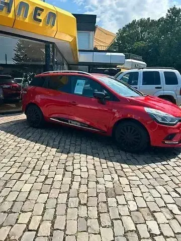 Gebraucht Renault Clio IV LIMITED 90 PS (66 kW) 2016 Rot Limousine