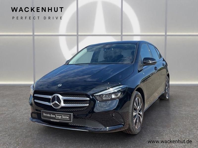Gebraucht Mercedes B250e Style 160 PS (117 kW) 2022 Schwarz Van / Kleinbus