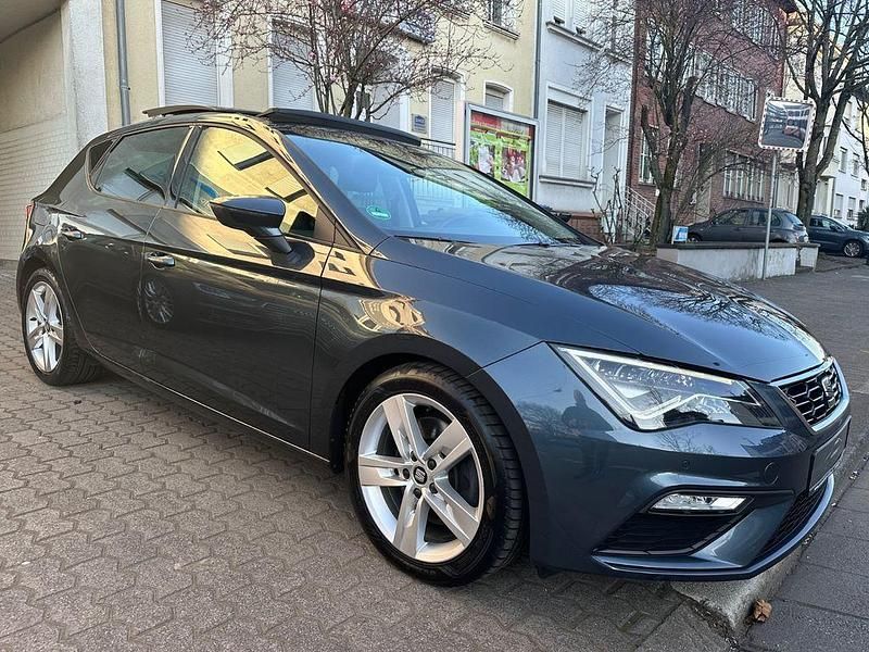 Second-hand Seat Leon FR 190 CP (139 kW) 2019 Gri Berlinǎ