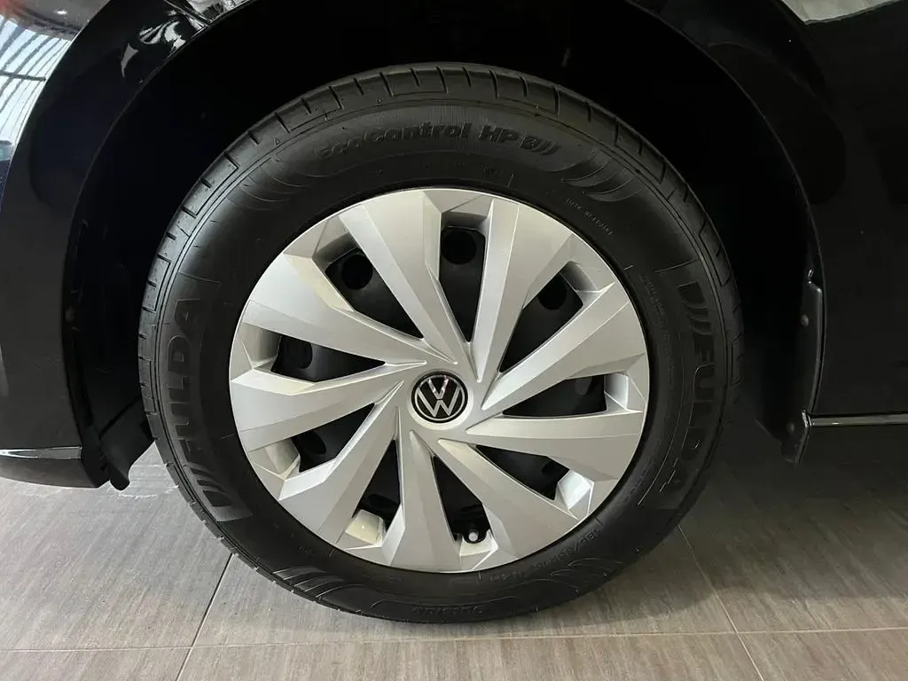 Gebraucht VW Polo 95 PS (69 kW) 2022 Schwarz Kleinwagen