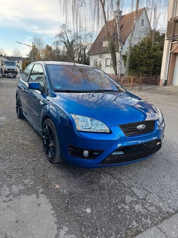 Usado Ford Focus ST 225 CV (165 kW) 2006 Azul Coupe