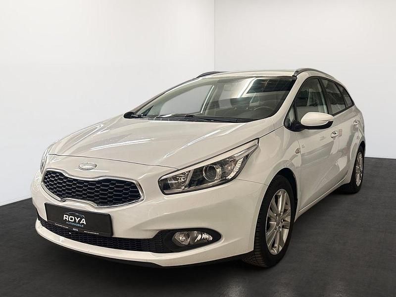 Gebraucht Kia Ceed 99 PS (72 kW) 2013 Weiß Kleinwagen