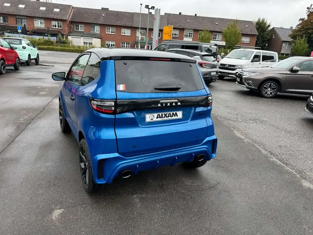 Nowe Aixam AMBITION Sport 2026 Niebieski Hatchback