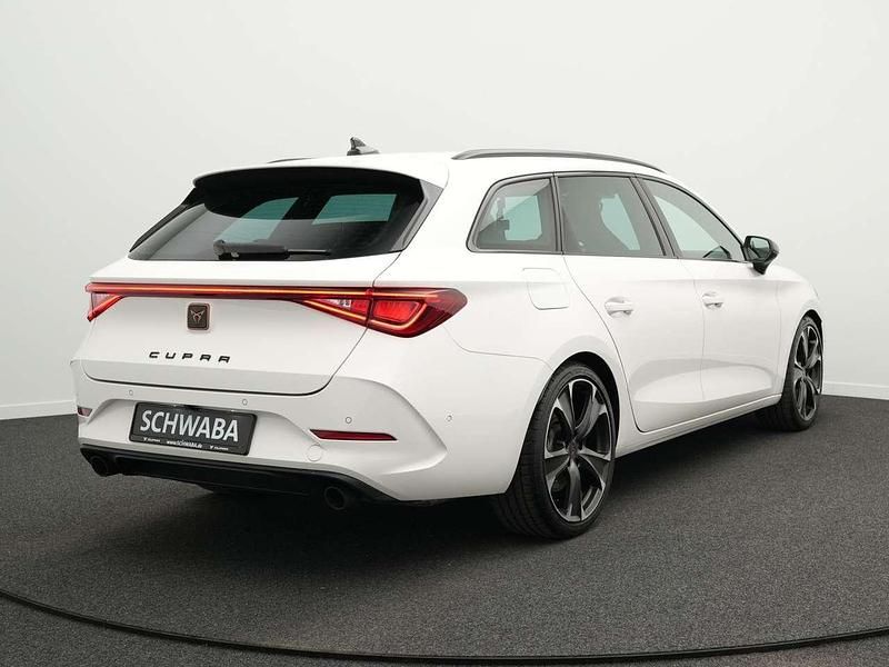 Second-hand Cupra Leon 245 CP (180 kW) 2024 Alb Break