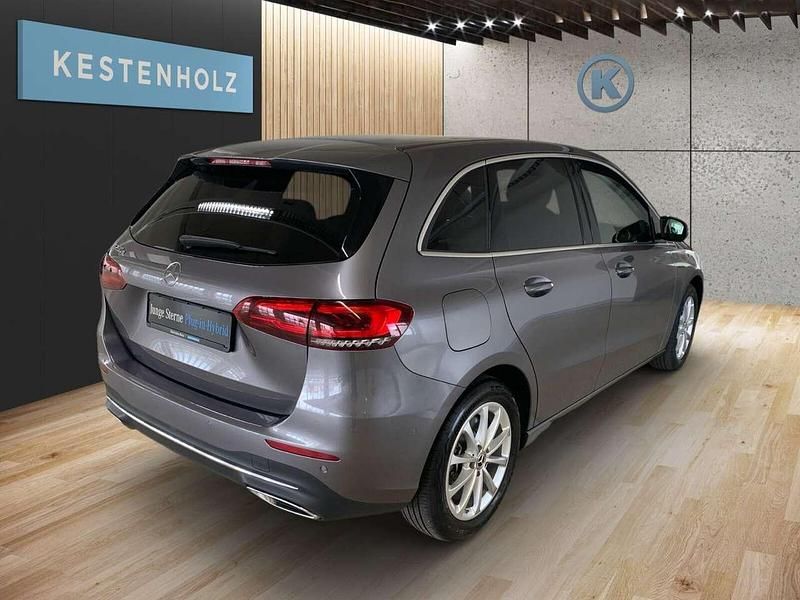 Gebraucht Mercedes B250e Progressive 218 PS (160 kW) 2022 Lack mountaingrau Van / Kleinbus