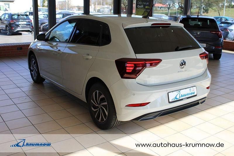 Neu VW Polo Life 116 PS (85 kW) 2025 Ascotgrau Limousine
