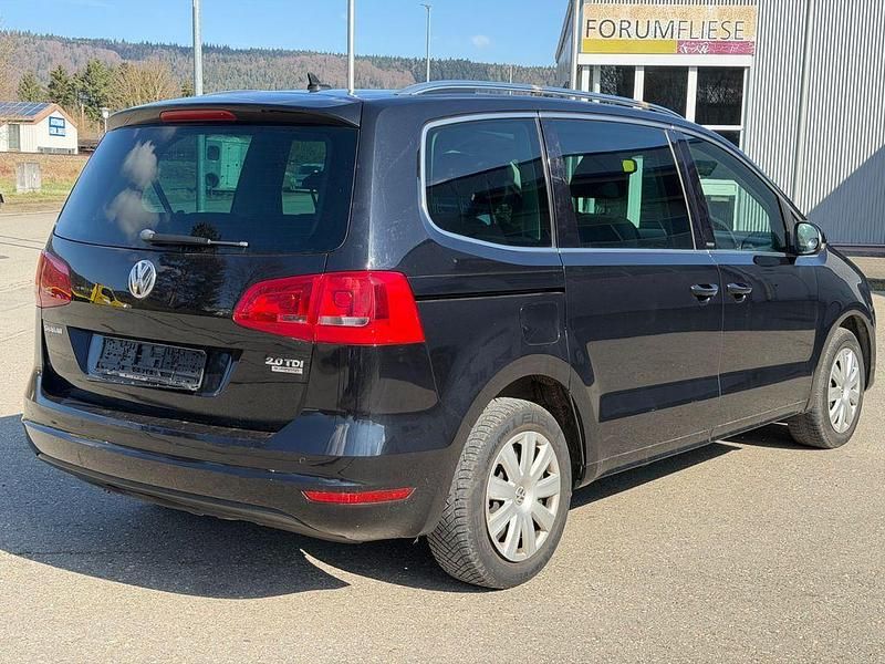 Gebraucht VW Sharan Style 140 PS (102 kW) 2012 Schwarz Van / Kleinbus