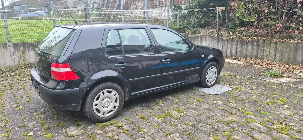 Brugt VW Golf IV 75 HK (55 kW) 2002 Sort Hatchback