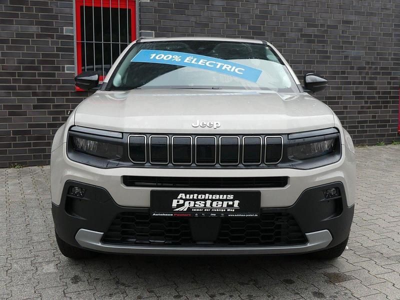 Neu Jeep Avenger EV Altitude 114 kW (156 PS) 2025 Grau SUV
