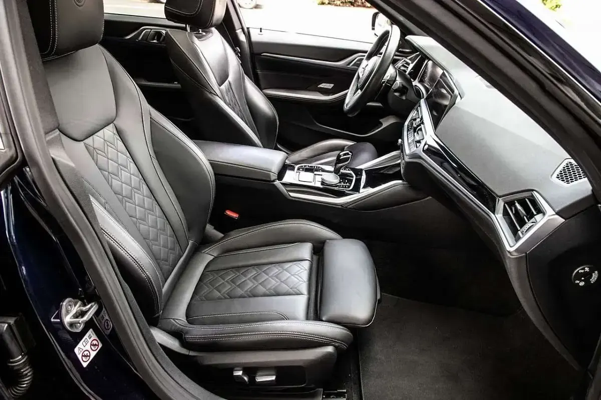 Gebraucht Alpina B4 495 PS (364 kW) 2023 Bmw individual tansanitblau Coupé