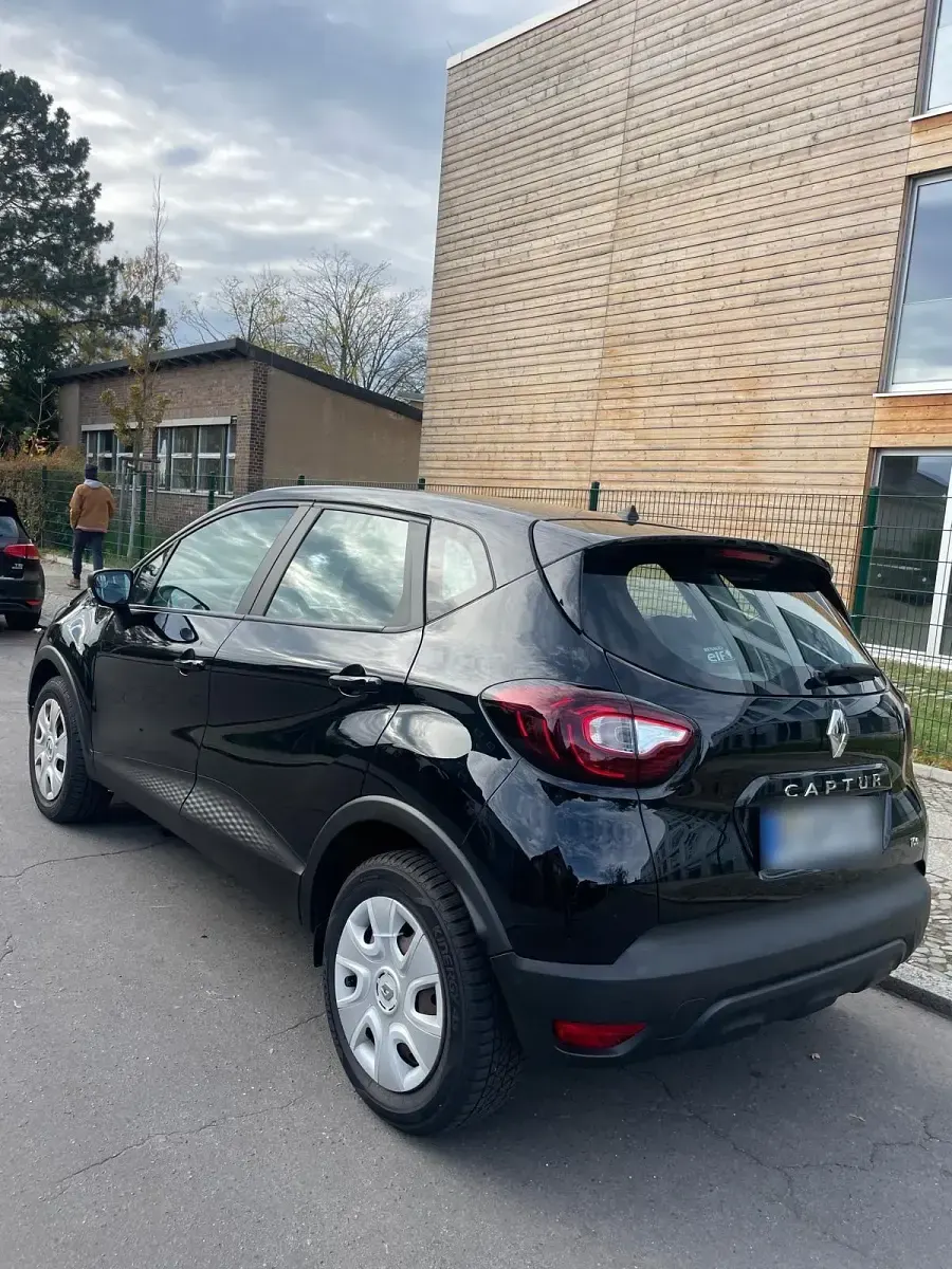 Gebraucht Renault Captur Life 90 PS (66 kW) 2017 Schwarz SUV