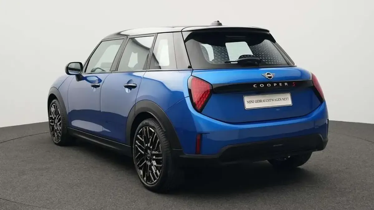 Gebraucht Mini Cooper S Favoured 204 PS (150 kW) 2025 Blau Kleinwagen