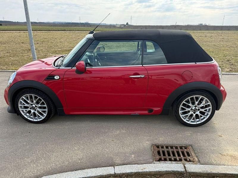 Gebraucht Mini Cooper Cabriolet 122 PS (89 kW) 2013 Rot Cabrio