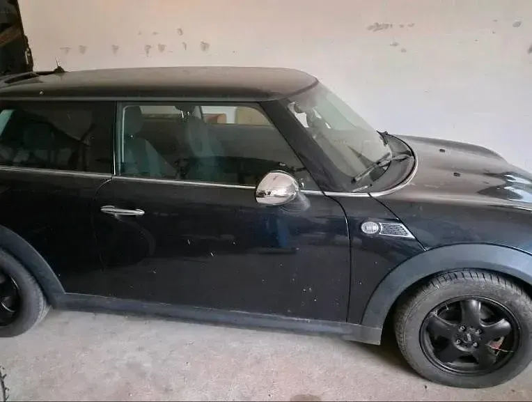 Gebraucht Mini ONE 95 PS (69 kW) 2008 Schwarz Kleinwagen