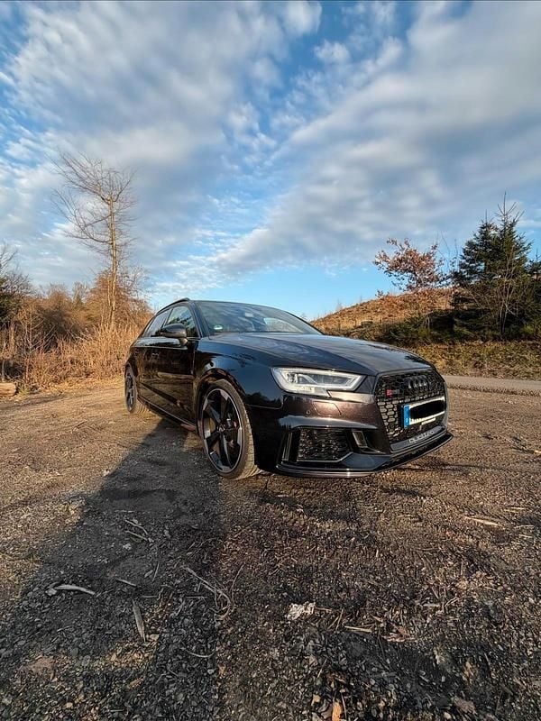 Gebraucht Audi RS3 Sportback Performance 400 PS (294 kW) 2020 Schwarz Kleinwagen