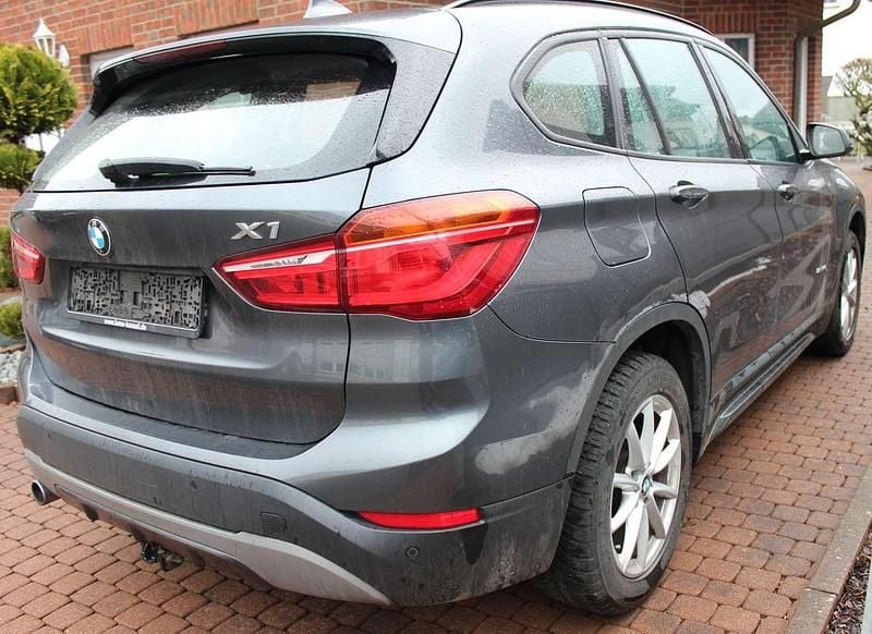 Gebraucht BMW X1 xLine 150 PS (110 kW) 2016 Grau SUV