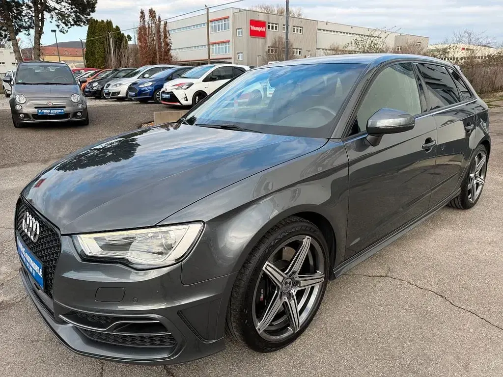 Gebraucht Audi S3 Sport 300 PS (220 kW) 2015 Grau Limousine