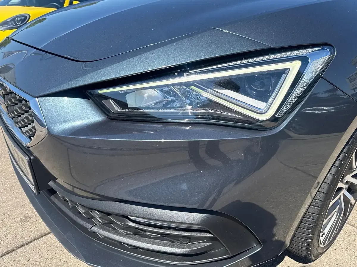 Gebraucht Seat Leon 150 PS (110 kW) 2020 Grau Limousine