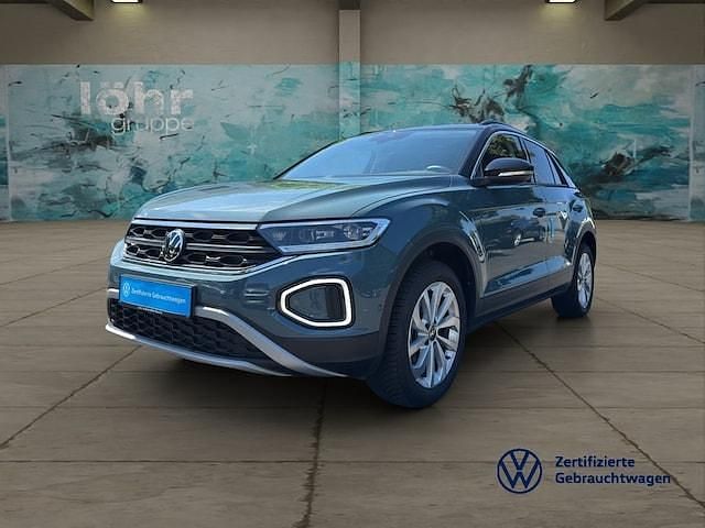 Petroleum blue metallic Gebraucht 2024 VW T-Roc Beats SUV | 28.990 € (Guter Preis) - Bild 1/4