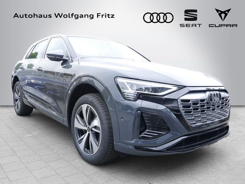 Gebraucht Audi Q8 e-tron S-Line 250 kW (340 PS) 2023 Grau SUV