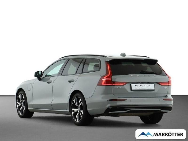 Gebraucht Volvo V60 Plus 398 PS (292 kW) 2025 Vapour grey / metallic Kombi
