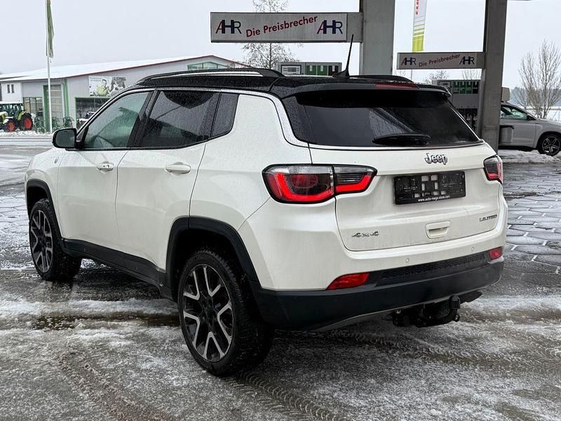 Gebraucht Jeep Compass Opening Edition 170 PS (125 kW) 2017 Weiß SUV