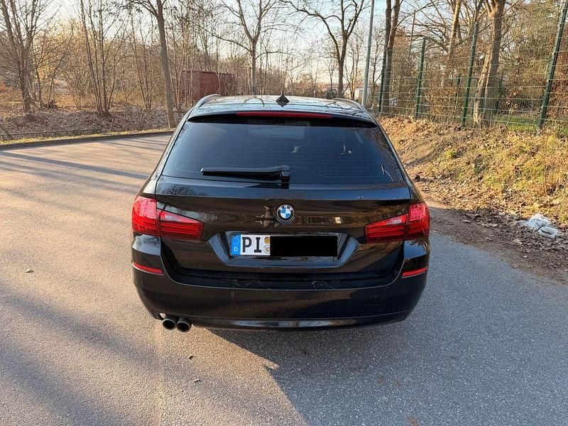 Gebraucht BMW 520 190 PS (139 kW) 2016 Schwarz Limousine