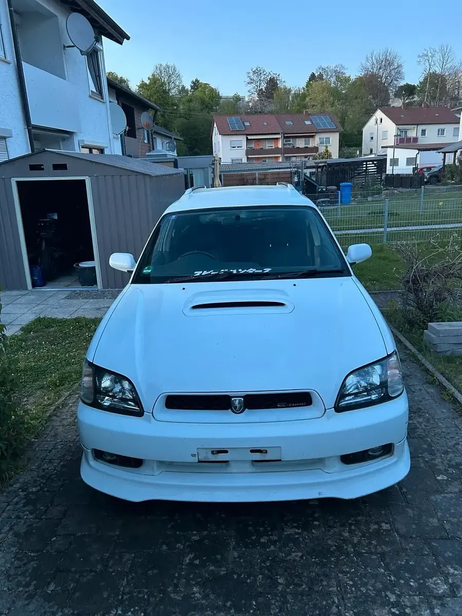 Second-hand Subaru Impreza GT 280 CP (205 kW) 2000 Alb Break