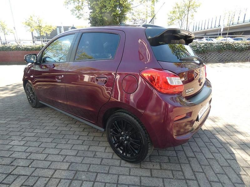 Gebraucht Mitsubishi Space Star Active 80 PS (58 kW) 2019 Rot Kleinwagen