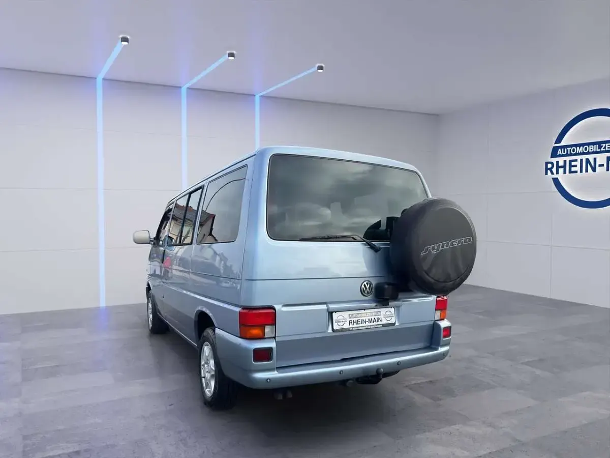 Używany VW T4 102 KM (75 kW) 2001 Niebieski Van