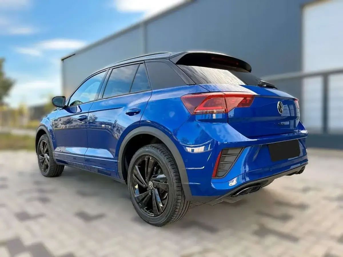 Gebraucht VW T-Roc Pro 150 PS (110 kW) 2024 Blau SUV