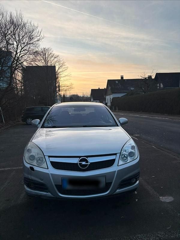 Gebraucht Opel Vectra 105 PS (77 kW) 2007 Silber Limousine