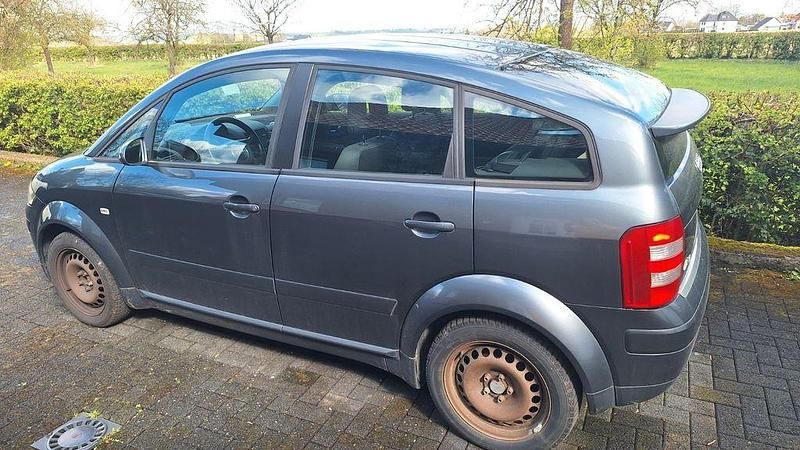 Gebraucht Audi A2 75 PS (55 kW) 2003 Grau Kleinwagen