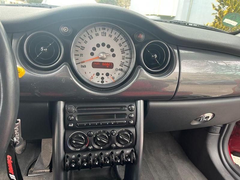 Second-hand Mini Cooper 116 CP (85 kW) 2006 Roșu Hatchback