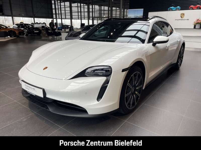 Weiß Gebraucht 2023 Porsche Taycan 4S Sport Turismo Limousine | 79.700 € (Fairer Preis) - Bild 1/4