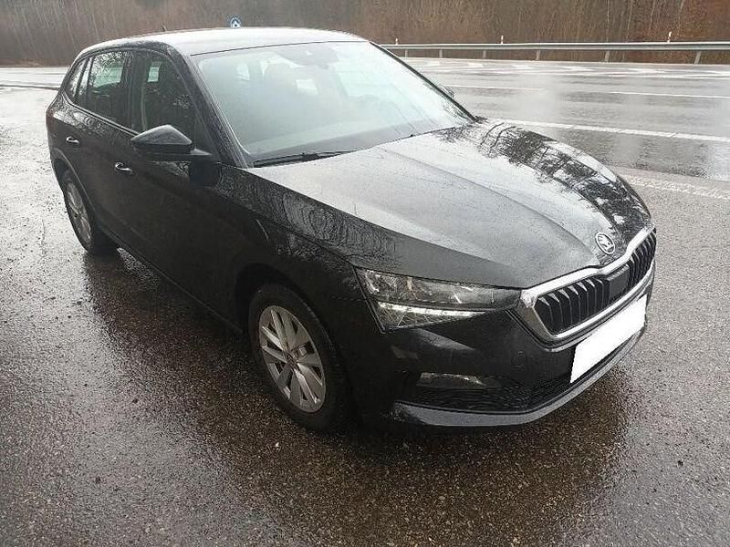Schwarzmagic perleffekt (metallic) Gebraucht 2024 Skoda Scala Ambition Kleinwagen | 20.970 € (Guter Preis) - Bild 1/4