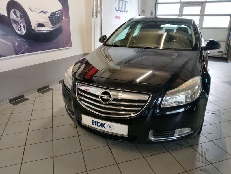 Schwarz Gebraucht 2009 Opel Insignia Kombi | 2.999 € (Superpreis) - Bild 1/4