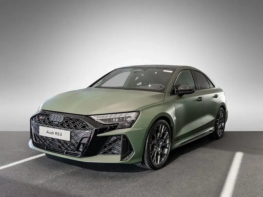 Gebraucht Audi RS3 Sport 400 PS (294 kW) 2026 Grün Limousine