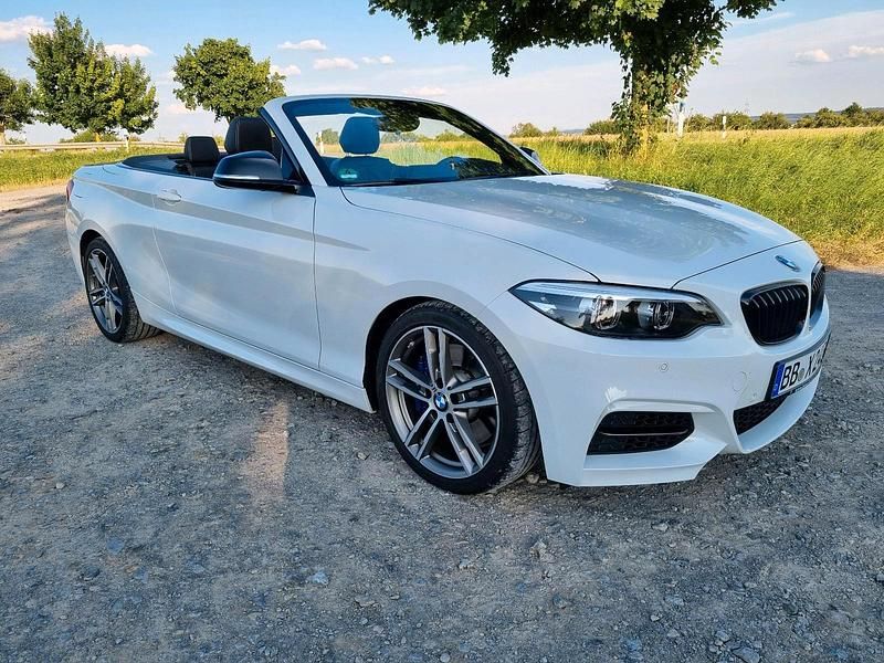 Weiß Gebraucht 2020 BMW M240 M Sport Cabrio | 37.400 € (Fairer Preis) - Bild 1/4