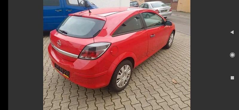 Second-hand Opel Astra 90 CP (66 kW) 2009 Roșu Coupe