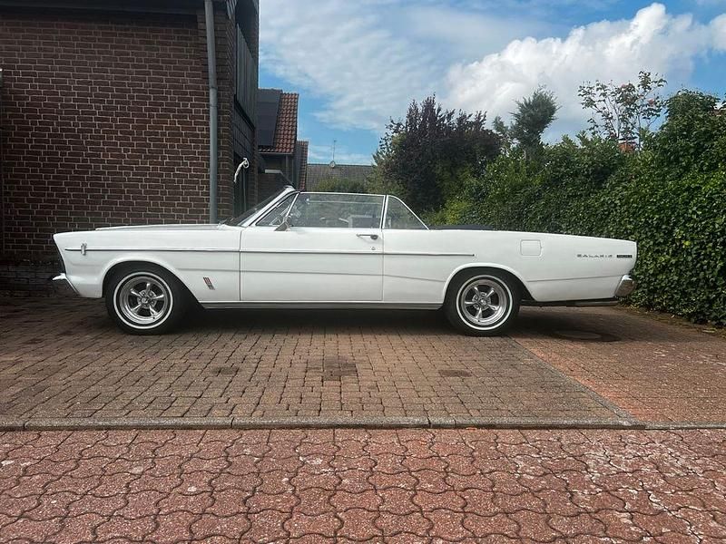 Weiß Gebraucht 1966 Ford Galaxie Convertible Cabrio | 19.999 € - Bild 1/4