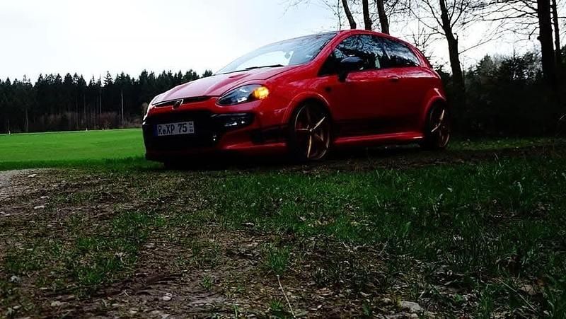 Gebraucht Abarth Punto Evo 179 PS (131 kW) 2013 Rot Kleinwagen