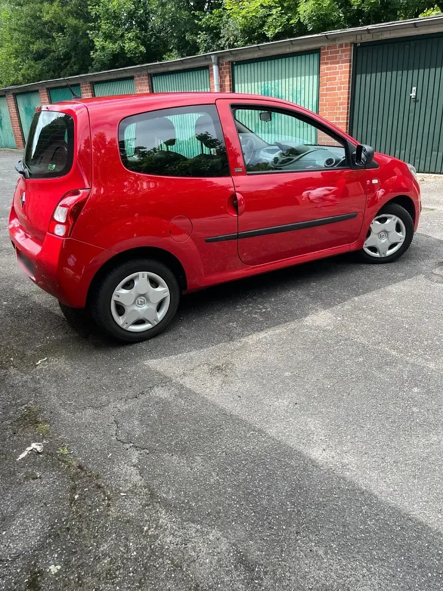 Gebraucht Renault Twingo 58 PS (42 kW) 2010 Rot Kleinwagen